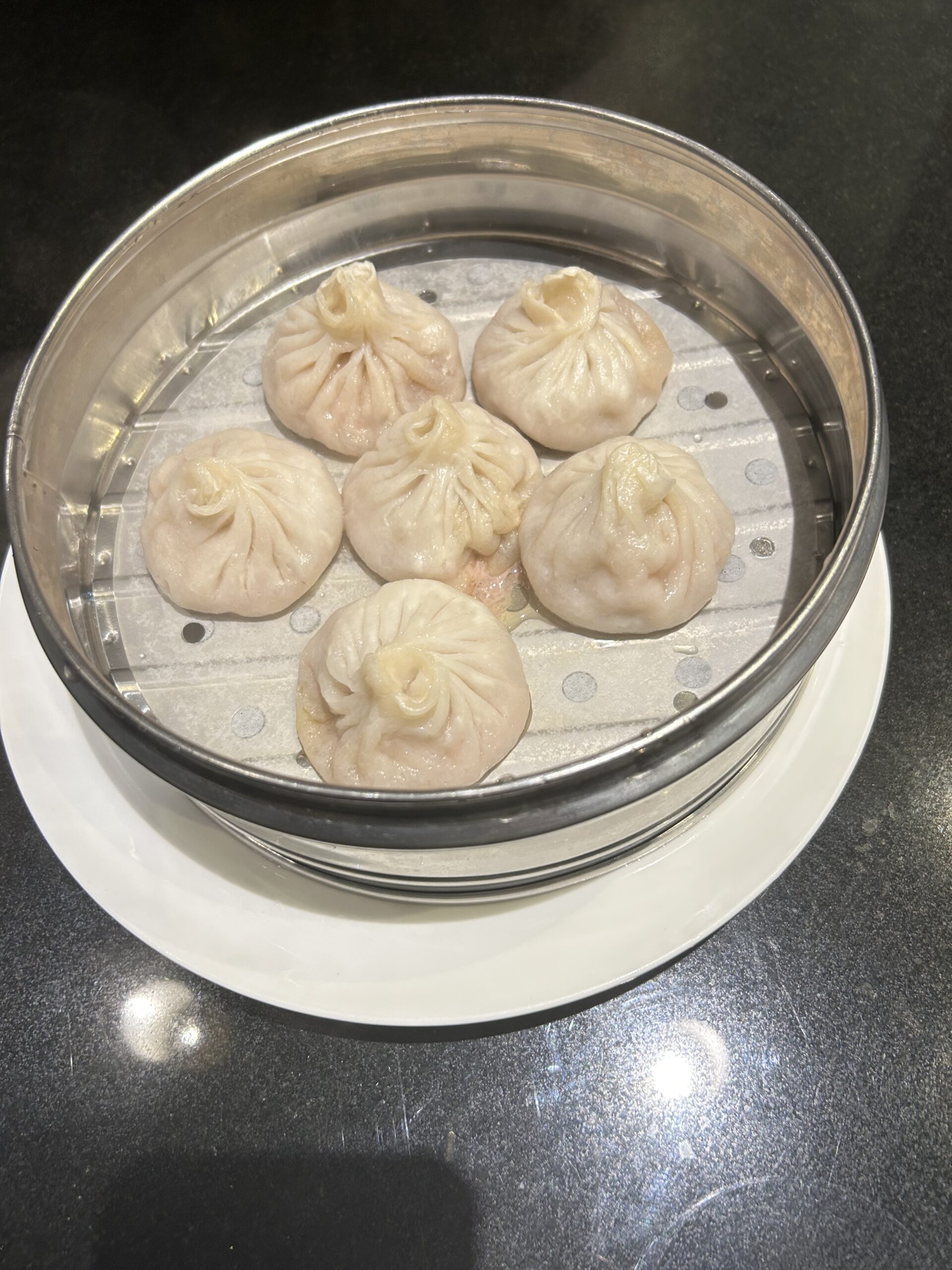 pork juicy pork bun (soup dumpling)